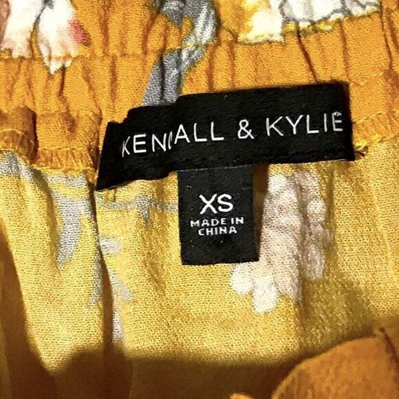 Kendall & Kylie Yellow Floral Off Shoulder Tie Crop Top XS - Picture 4 of 10